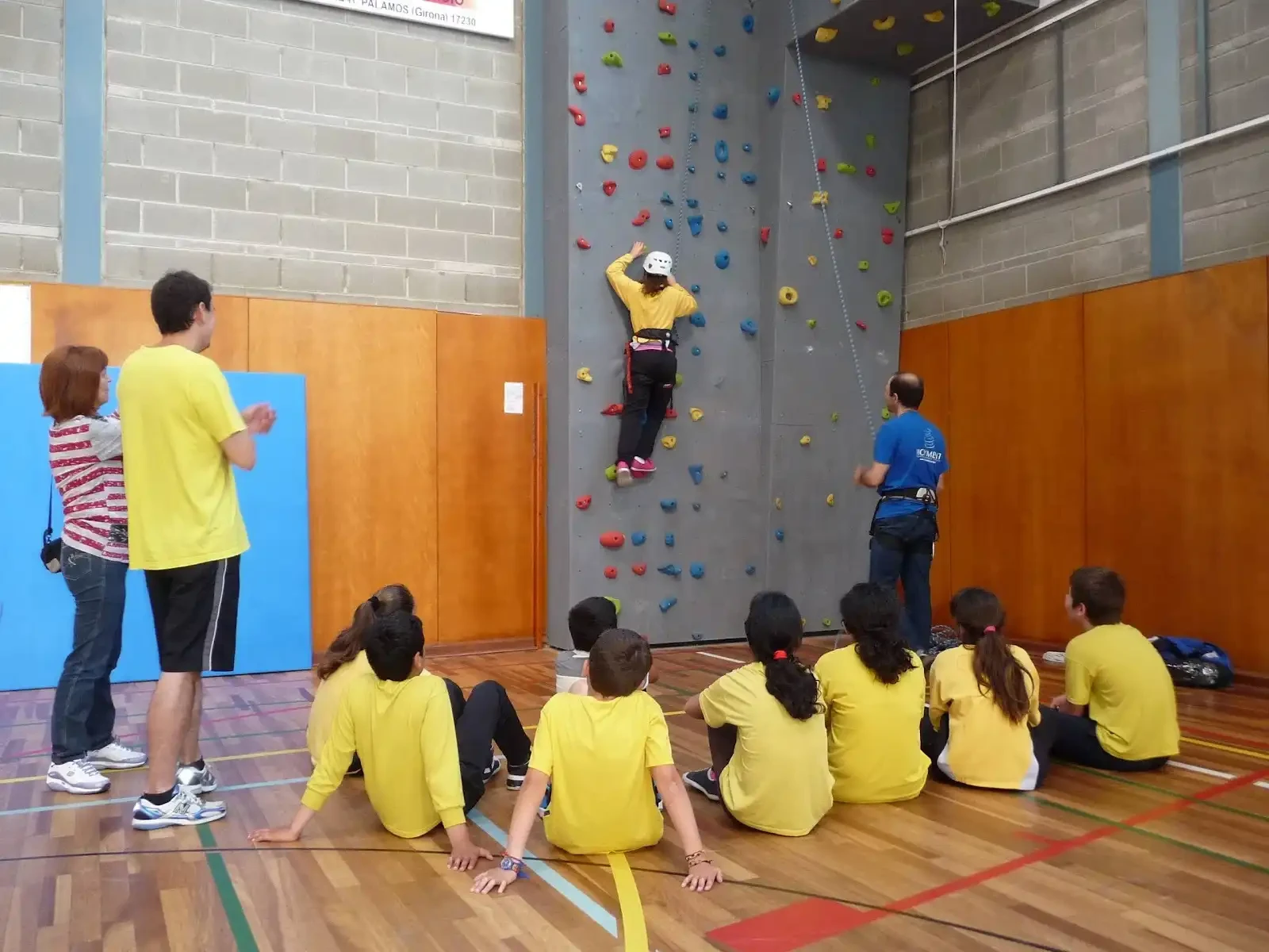 Curs escolar d'iniciació a l'escalada